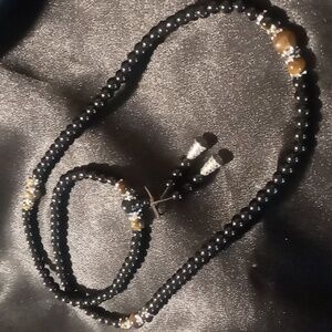 26 inches long black beaded & simulated tigers eye beads expandable necklace.